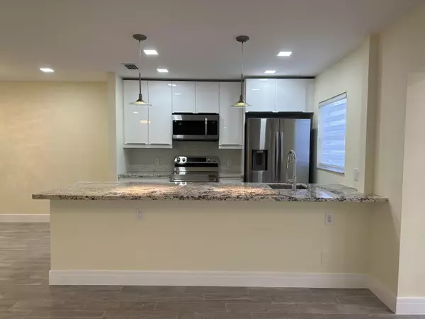 Delray Beach, FL 33484,14250 Nesting WAY B