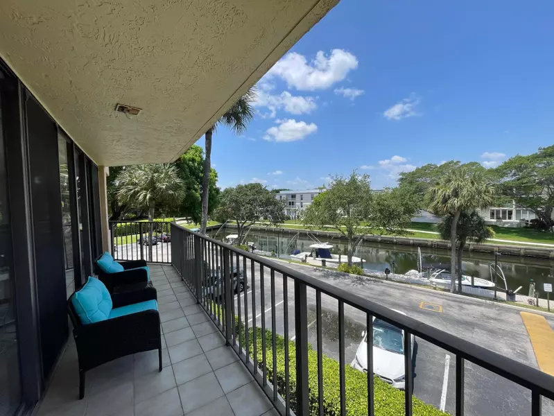 799 Jeffery ST 302, Boca Raton, FL 33487