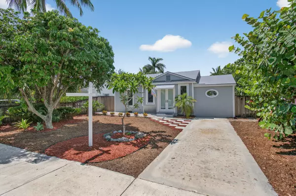 817 N Palmway, Lake Worth Beach, FL 33460