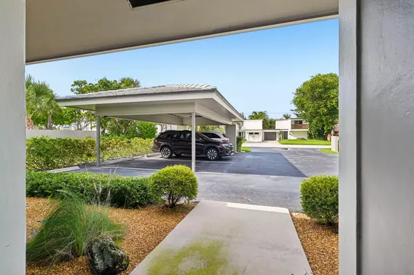 Boca Raton, FL 33487,660 Forsyth ST 7