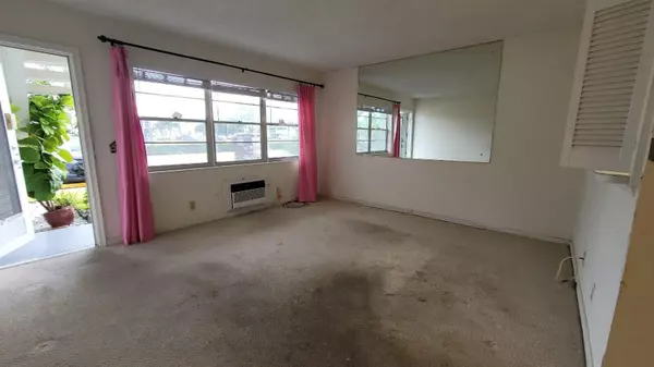 West Palm Beach, FL 33417,208 Kent M