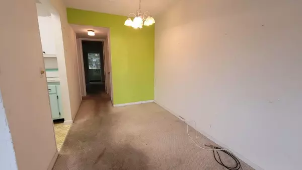 West Palm Beach, FL 33417,208 Kent M