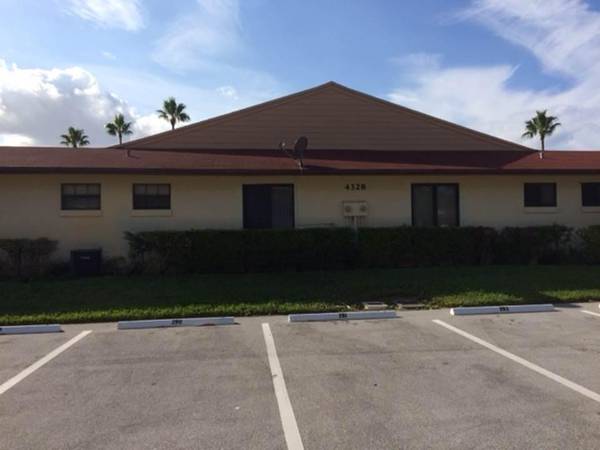4328 Woodstock DR D, West Palm Beach, FL 33409
