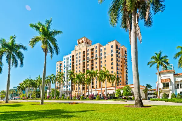 651 Okeechobee 506 BLVD 506, West Palm Beach, FL 33401