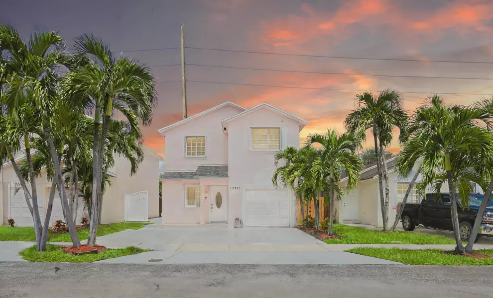 13741 SW 160th TER, Miami, FL 33177