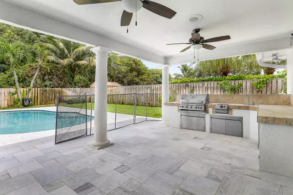 West Palm Beach, FL 33406,2242 Gabriel LN