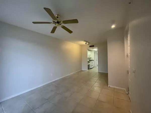 Jupiter, FL 33458,4812 S Central BLVD 15