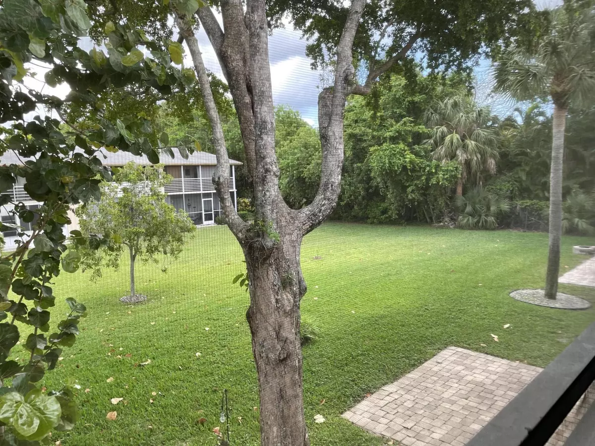 West Palm Beach, FL 33417,61 Hastings D