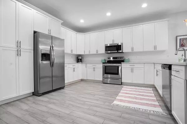 Delray Beach, FL 33444,1033 Mango DR