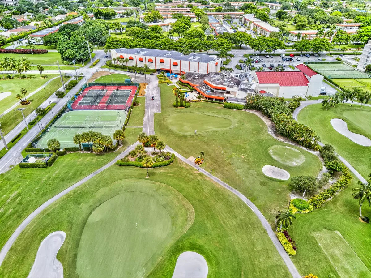 Pembroke Pines, FL 33025,681 S Hollybrook DR 302