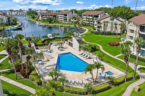 North Palm Beach, FL 33408,1133 E Marine WAY I-4r