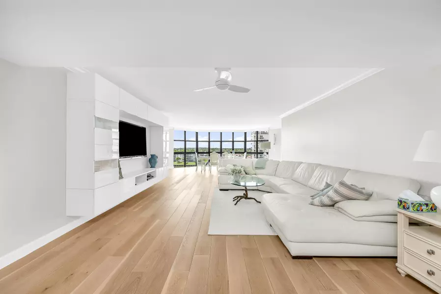 1155 Hillsboro Mile 602, Hillsboro Beach, FL 33062