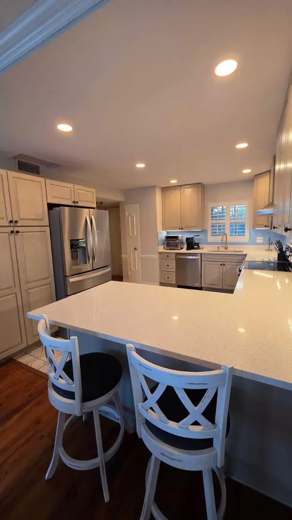 Palm Beach, FL 33480,3475 S Ocean BLVD 302