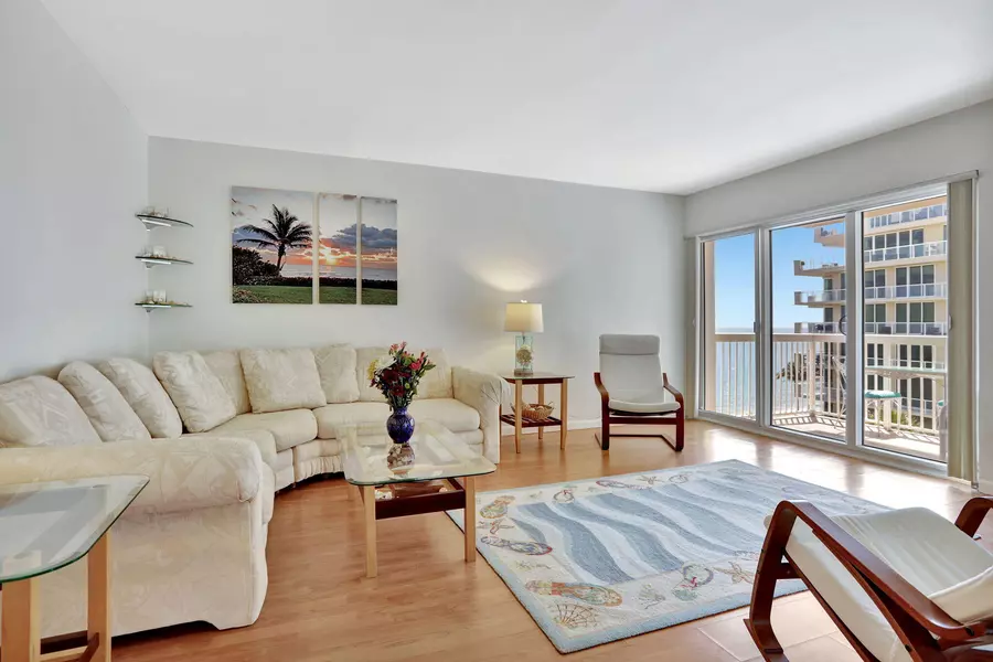 1069 Hillsboro Mile, Unit 705, Hillsboro Beach, FL 33062