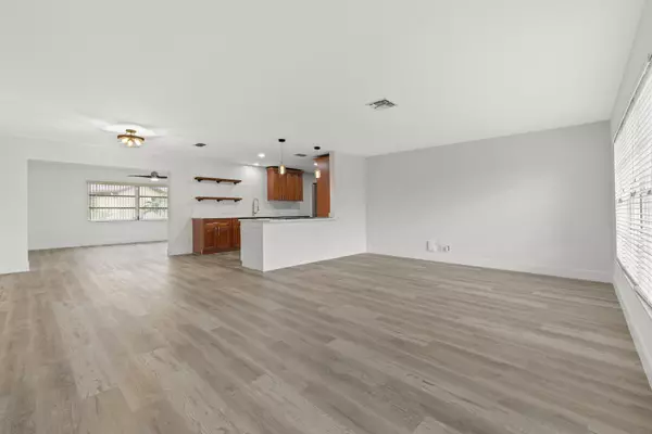 Lake Worth, FL 33467,4473 Pine Garden LN