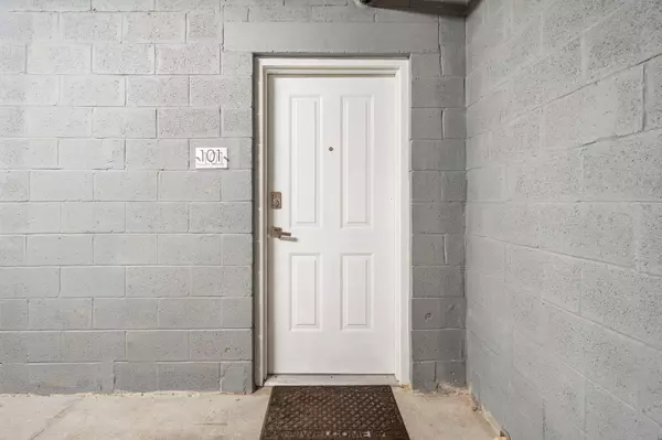 West Palm Beach, FL 33407,3940 N Flagler DR 101