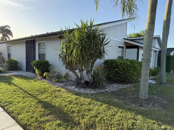 West Palm Beach, FL 33417,4255 Willow Pond Circle A