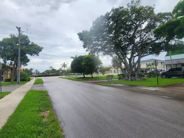 Deerfield Beach, FL 33441,69 NE 3rd AVE