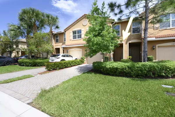 Lake Worth, FL 33463,5817 Monterra Club DR
