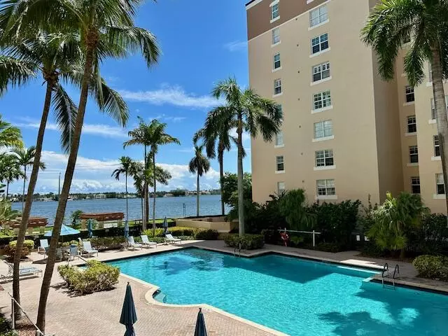 West Palm Beach, FL 33407,1801 N Flagler DR 233