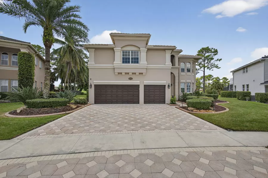 2124 Bellcrest CT, Royal Palm Beach, FL 33411