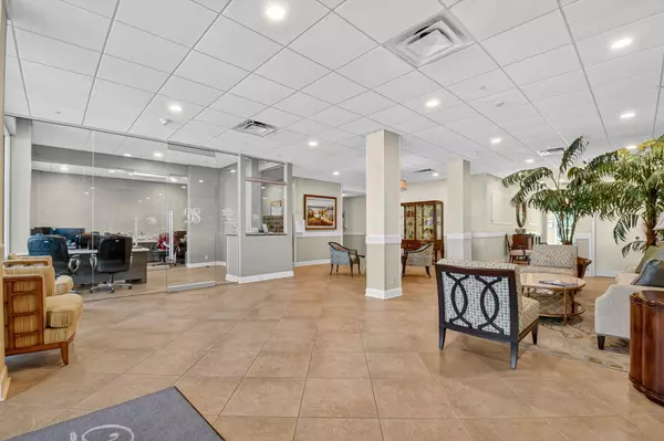 Delray Beach, FL 33483,1000 Lowry ST 7h