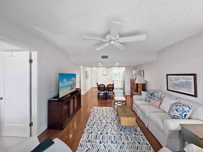 18081 SE Country Club DR 30-300, Jupiter, FL 33469