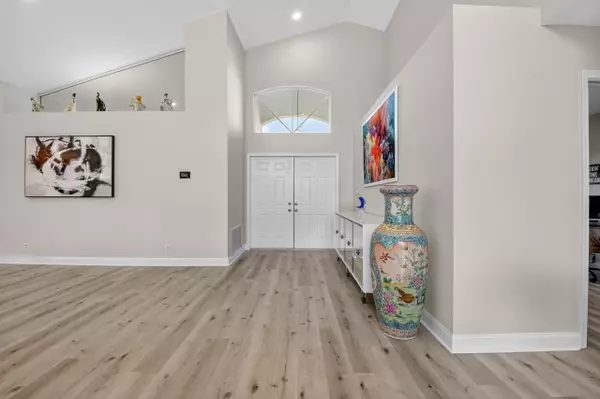 Boynton Beach, FL 33437,6060 Pitch LN