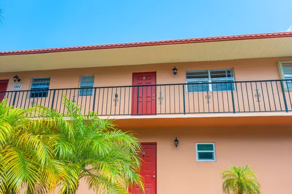 1982 SW Palm City RD I, Stuart, FL 34994