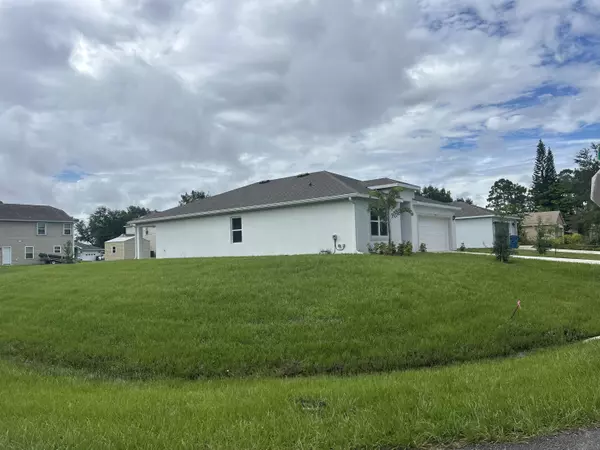 Palm Bay, FL 32909,2398 SE Angel RD