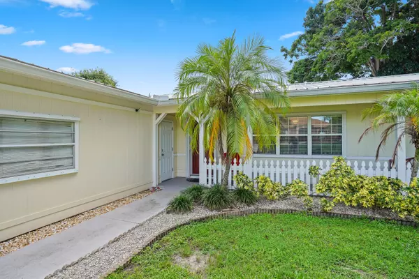 Sebastian, FL 32958,573 Alamanda AVE
