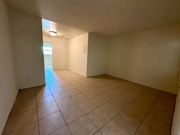 West Palm Beach, FL 33407,300 20th ST 8