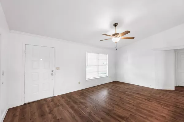 Port Saint Lucie, FL 34953,380 SW Undallo RD