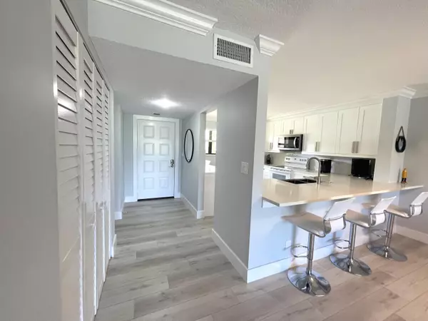 Palm Beach Gardens, FL 33418,13403 Touchstone PL A-102