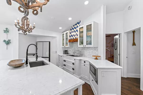 Royal Palm Beach, FL 33411,160 Parkwood DR