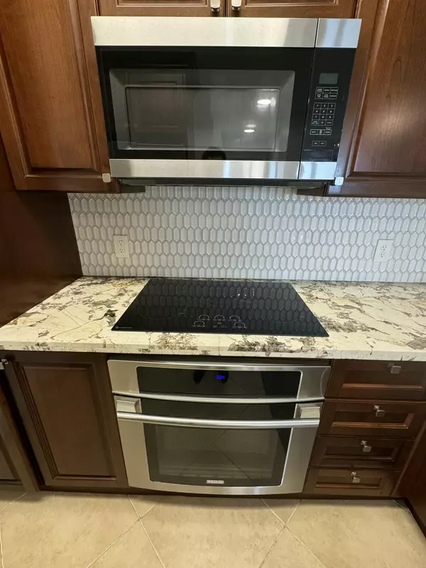 Boynton Beach, FL 33426,1660 Renaissance Commons BLVD 2619