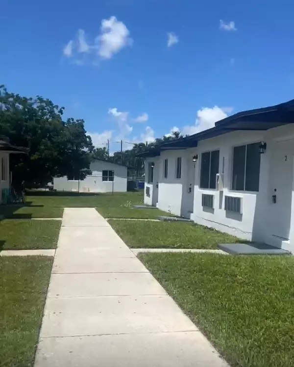 Miami, FL 33142,1951 NW 31st ST 2