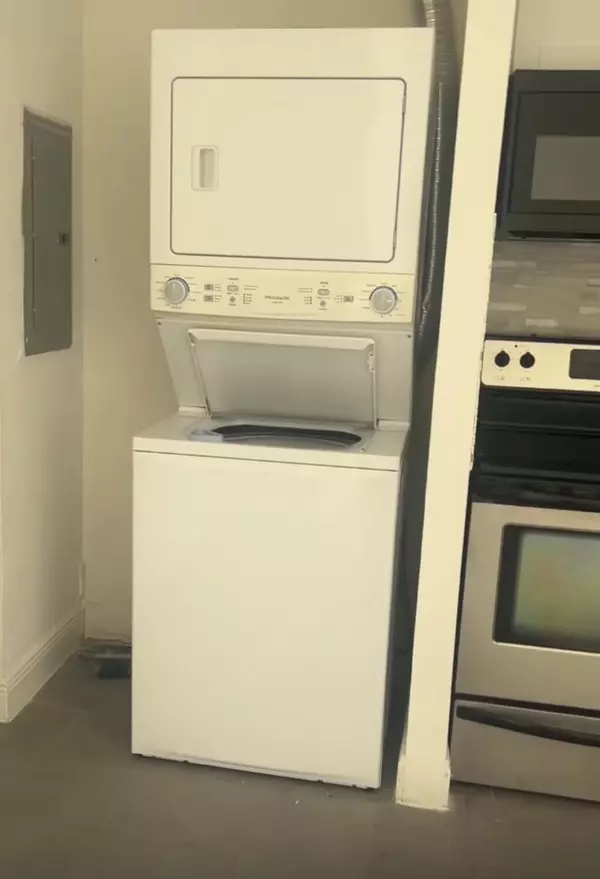 Miami, FL 33142,1951 NW 31st ST 2