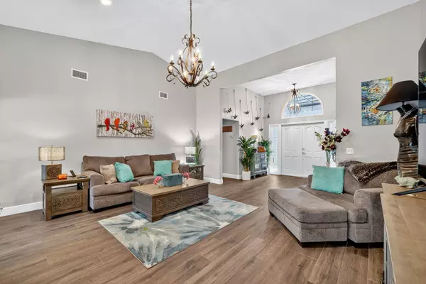 Stuart, FL 34997,5321 SE Sterling CIR