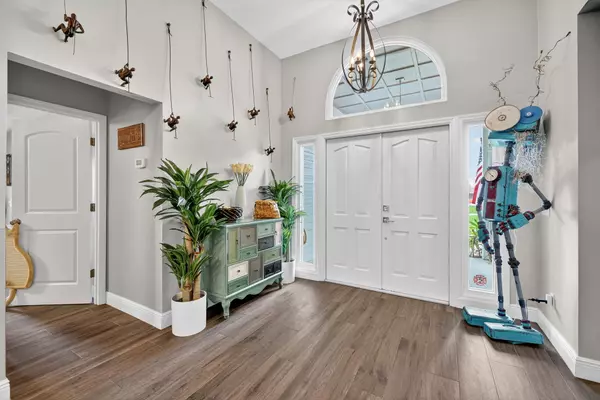 Stuart, FL 34997,5321 SE Sterling CIR