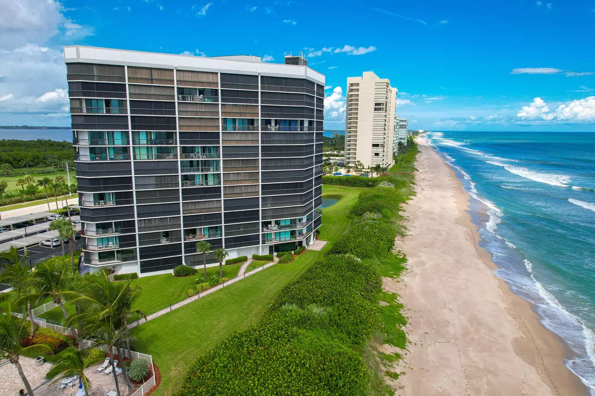 Jensen Beach, FL 34957,8800 S Ocean DR 1102