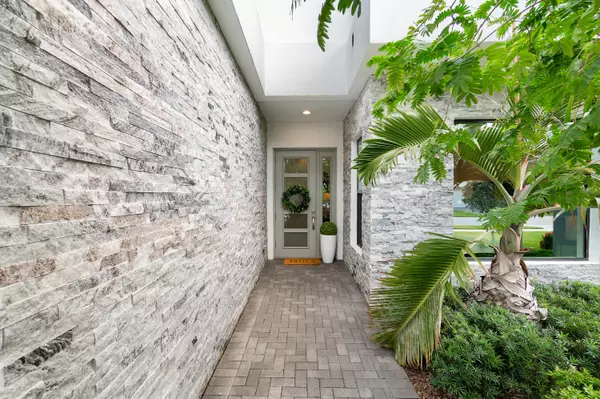 Boca Raton, FL 33496,17528 Rainstream RD