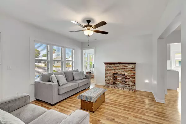 Lake Worth Beach, FL 33460,1132 N Palmway
