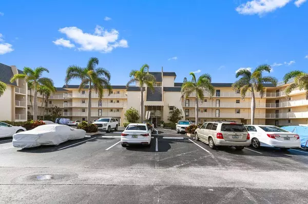 South Palm Beach, FL 33480,3575 S Ocean BLVD 309