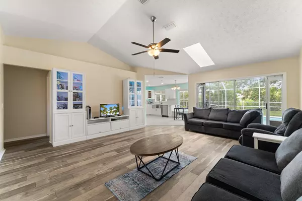 Port Saint Lucie, FL 34953,590 SW Jeanne AVE