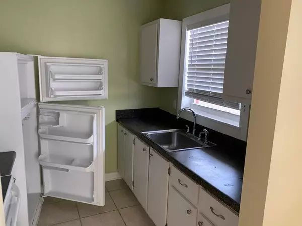 North Palm Beach, FL 33408,761 Hummingbird WAY 202