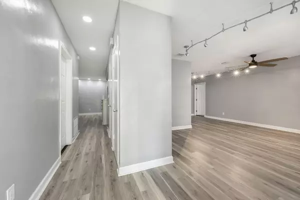 Boca Raton, FL 33486,1571 SW 13th DR