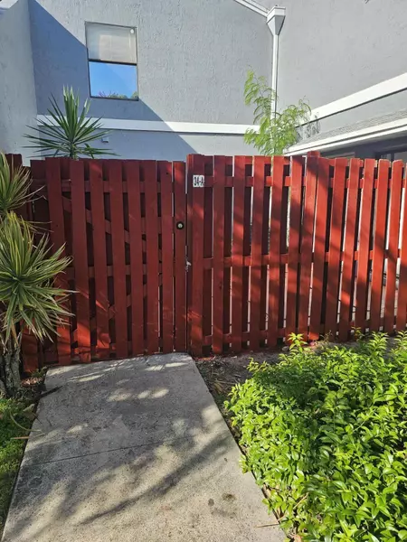 34 Crossings Circle A, Boynton Beach, FL 33435