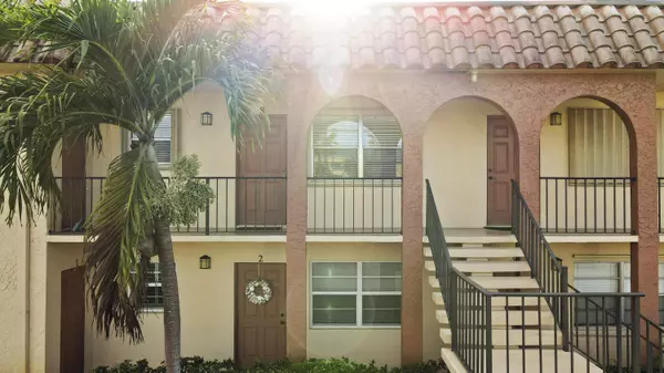 Stuart, FL 34994,2600 S Kanner HWY Q8