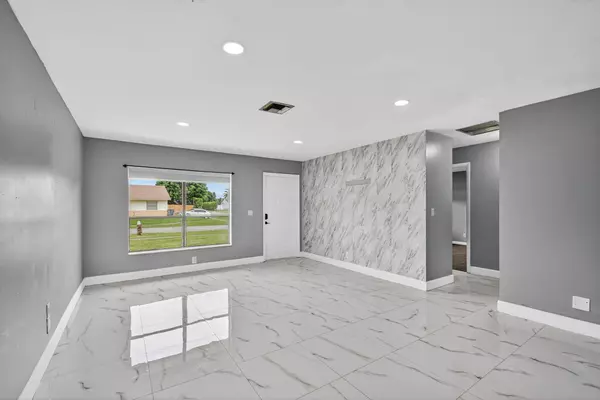 Lake Worth, FL 33463,6282 W Wauconda WAY